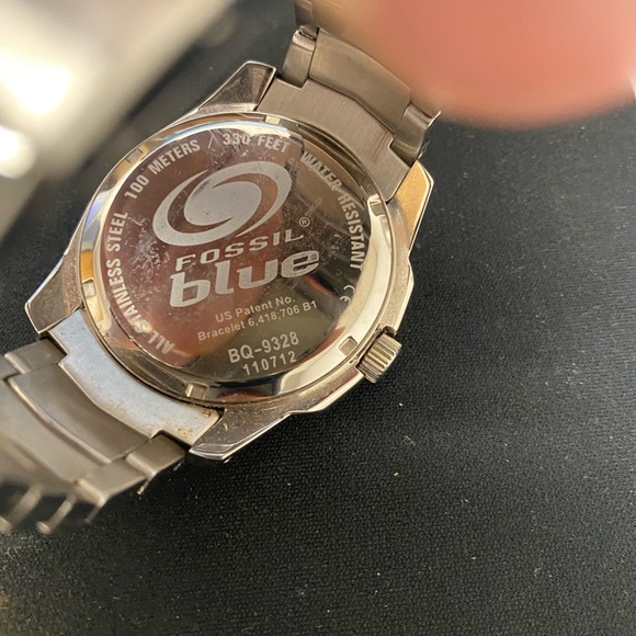 Fossil Blue BQ-9328 Silver WristWatch - Picture 4 of 5